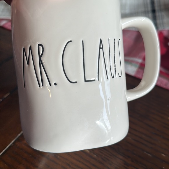 Rae Dunn Magenta Mr and Mrs Claus Mugs - Picture 2 of 4